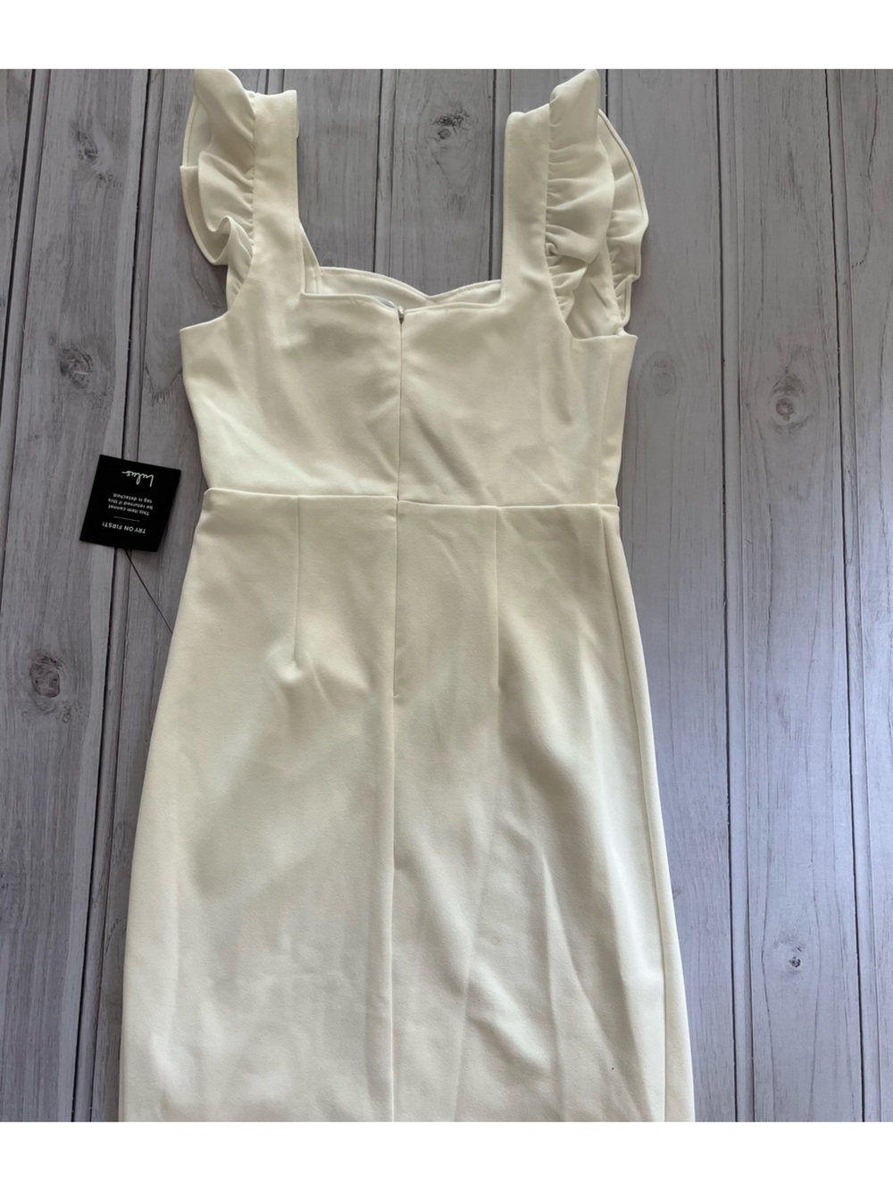 New Lulu’s White Square-Neck sweetheart ruffle bodycon mini dress. Small - Picture 6 of 14